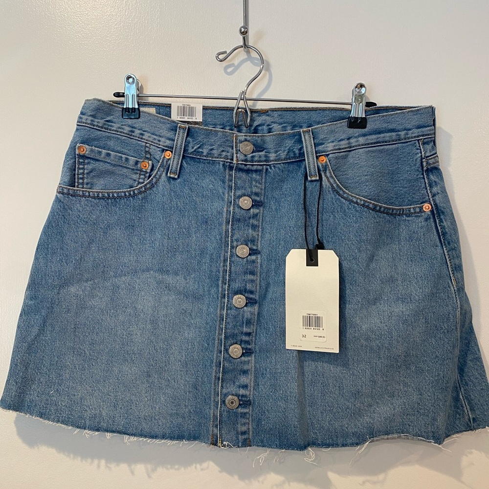 NWT Levi’s Denim Jean Skirt